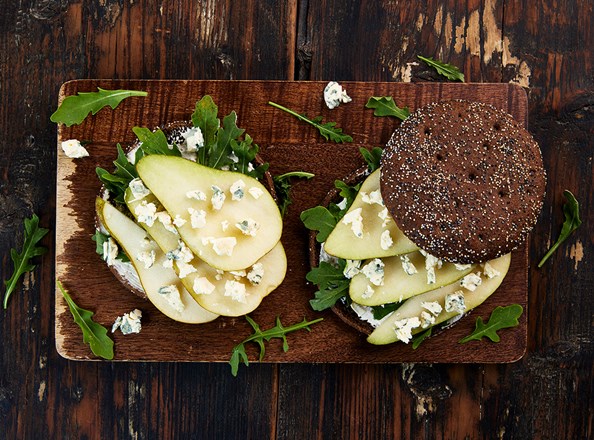 Uudistunut Reissumies Tosi Tumma