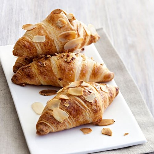 Hunaja-manteli croissant