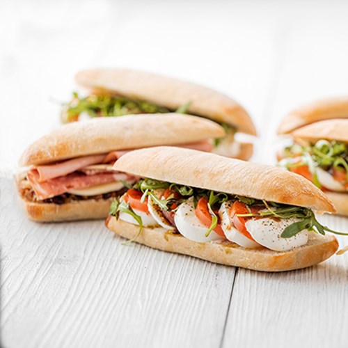 Italialaistyyppiset ciabattat Kiireetön-leivästä