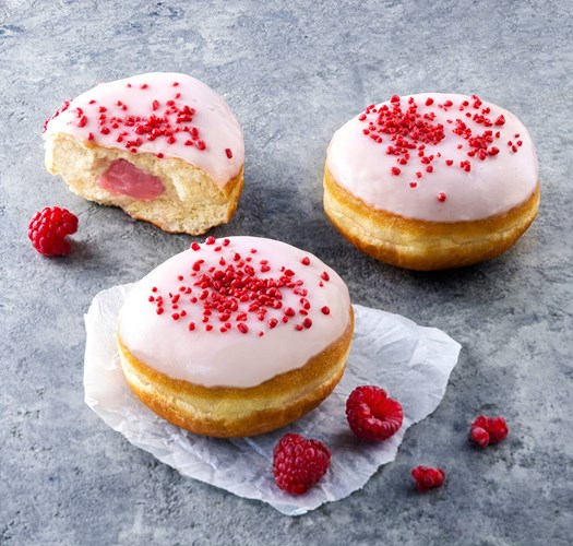 Raikas Raspberry Kiss kevään juhlintaan Fazerilta. Tule messuille maistelemaan!