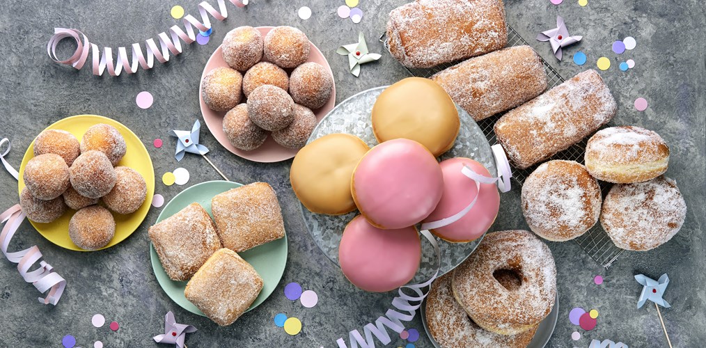 Fazerin munkit, tippaleivät ja croissantit vapun herkkupöytään! Kevään utuuutena kiva tuorepakkaus, jossa 8 Minimunkkia.