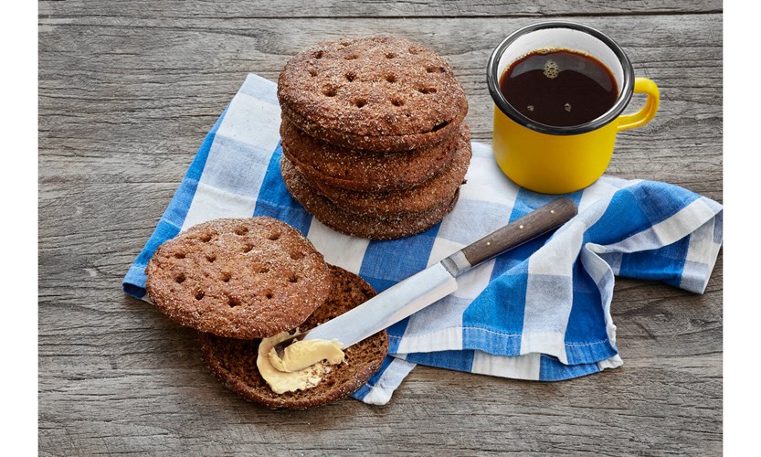 Katso ajantasainen leipomovalikoima jakson tuotekuvastosta ja tilauskirjasta.