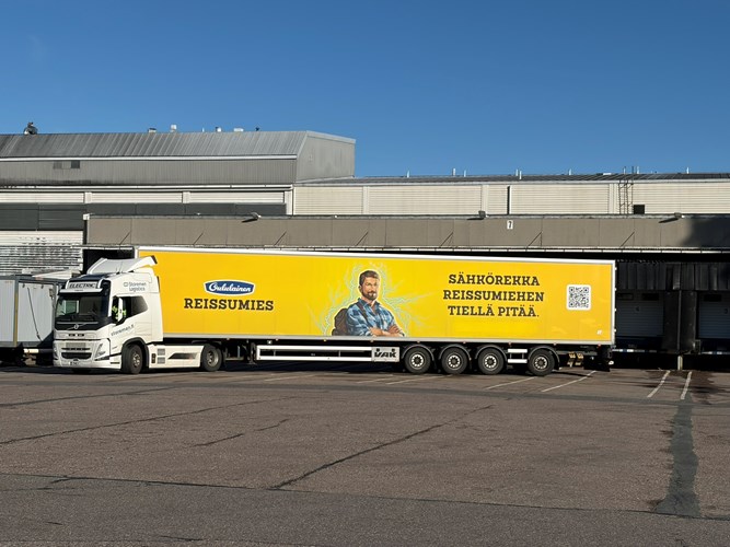 Fazer-tuotteiden kuljetuksissa käytetään HCT-rekkoja