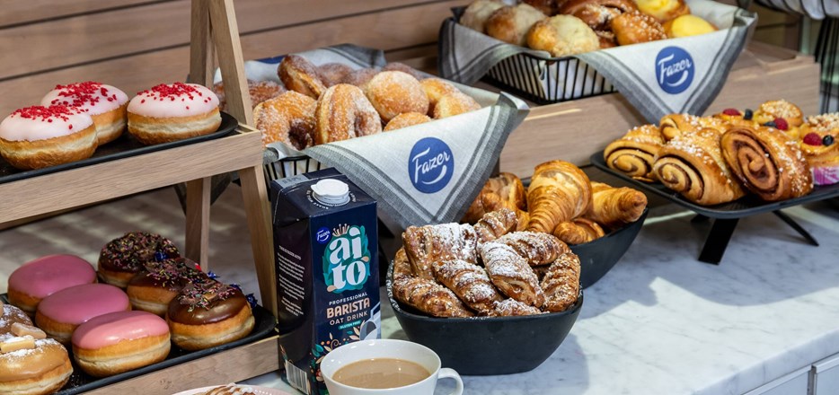 Näyttävä vitriini on katseen vangitsija