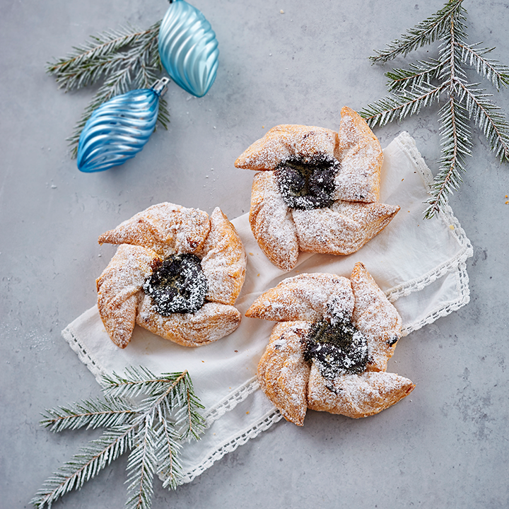 Fazer Christmas Pastry with plum filling 80 x 72g